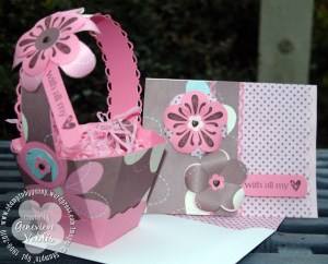 Mother's day basket and card set